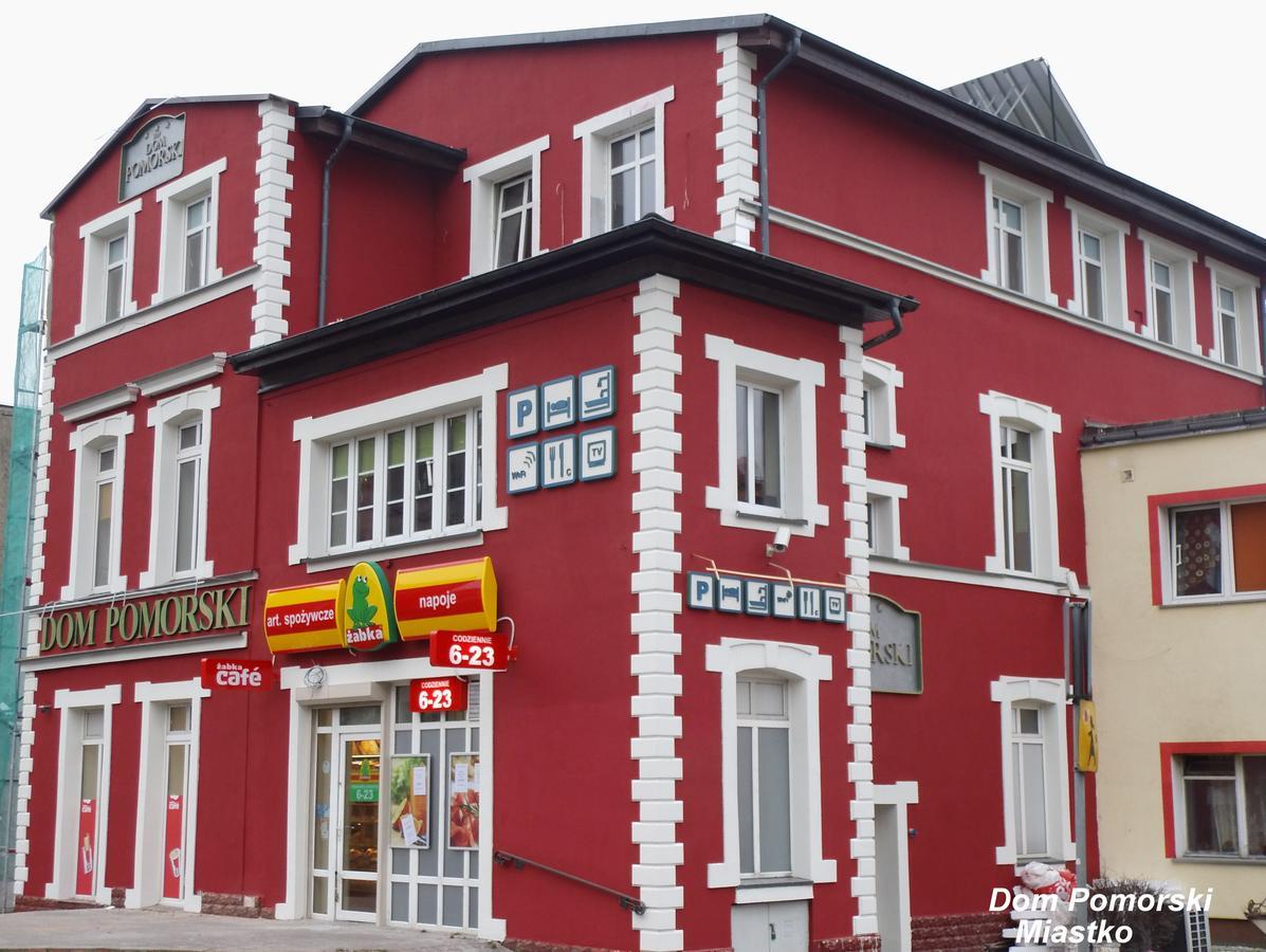 Dom Pomorski Miastko Esterno foto